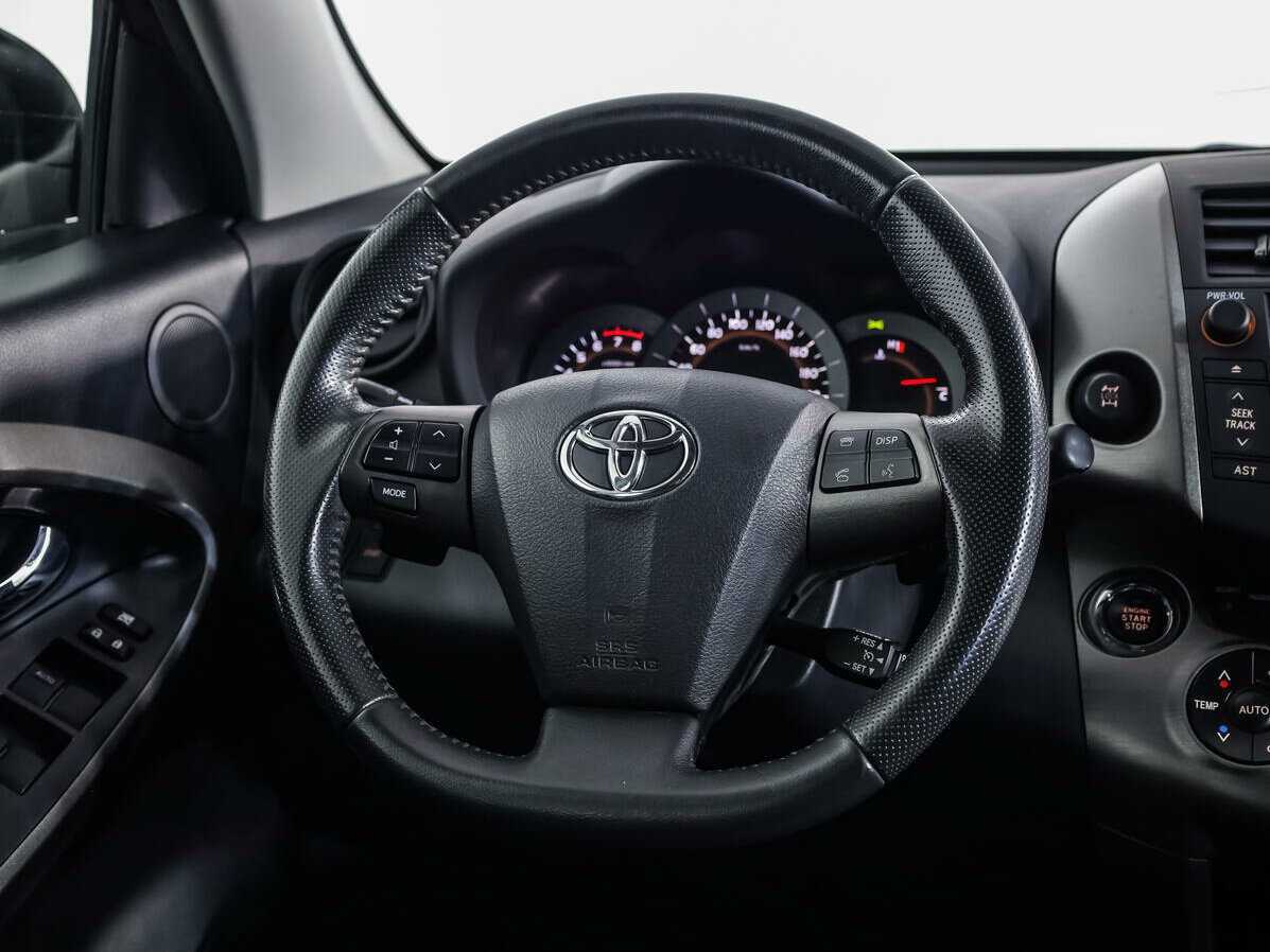 Купить Toyota RAV4 с пробегом. Фото: #9