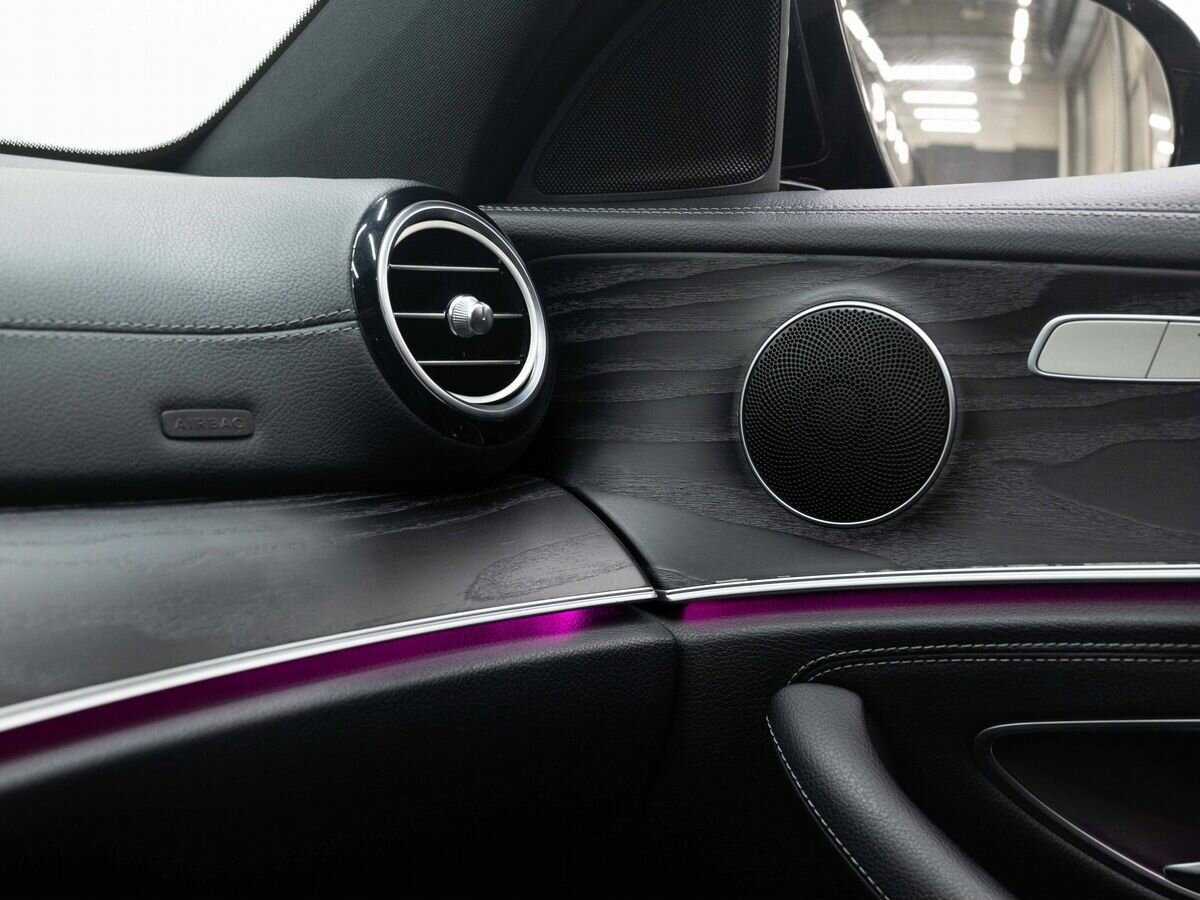 Купить Mercedes-Benz E-Класс с пробегом. Фото: #21