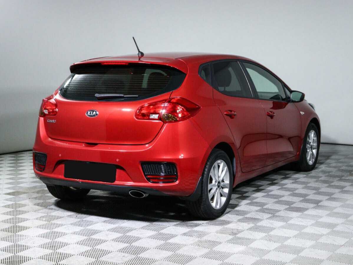 Купить Kia Ceed с пробегом. Фото: #4