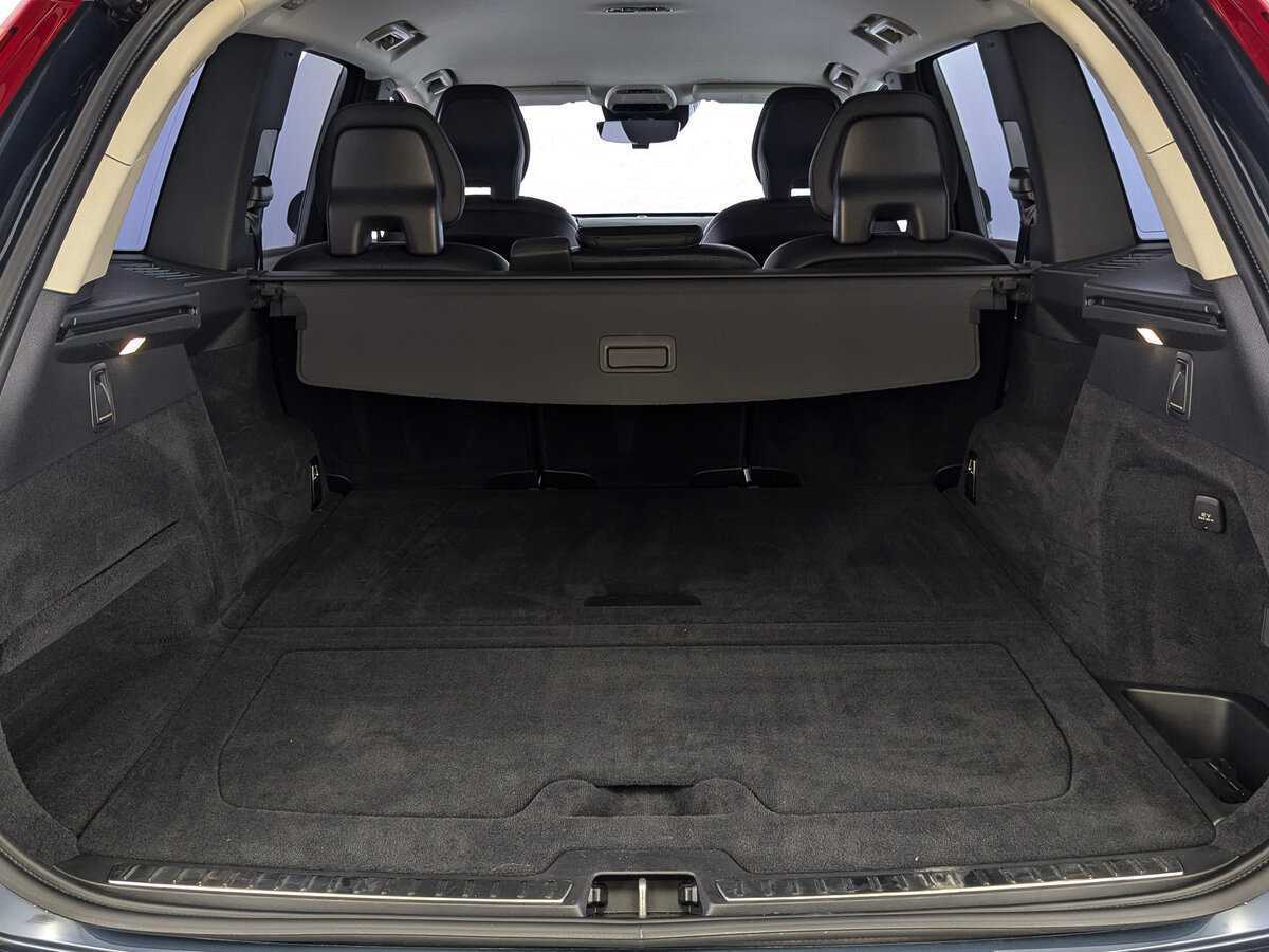 Купить Volvo XC90 с пробегом. Фото: #9