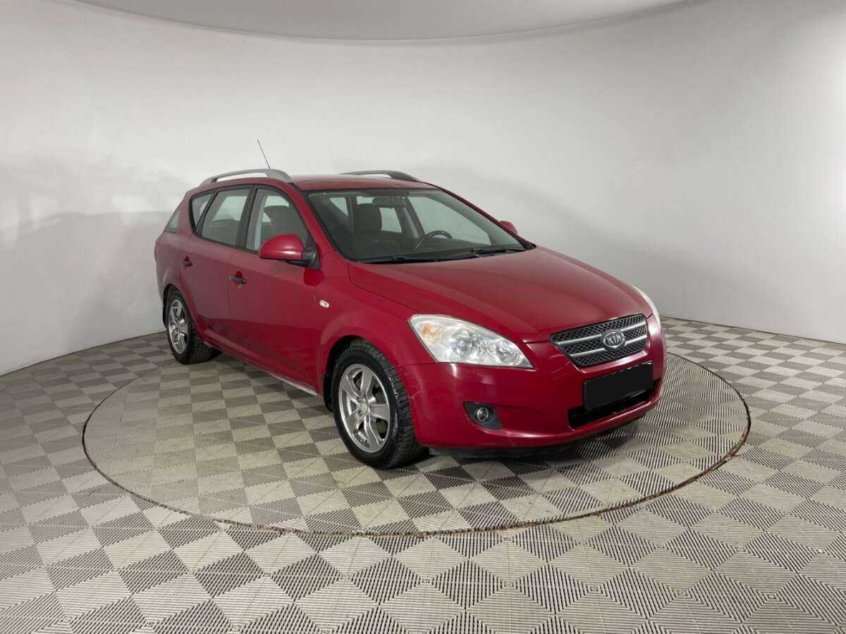 Купить Kia Ceed с пробегом. Фото: #2