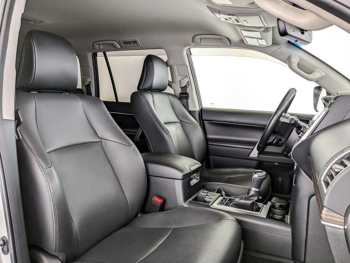 Купить Toyota Land Cruiser Prado с пробегом. Фото: #19
