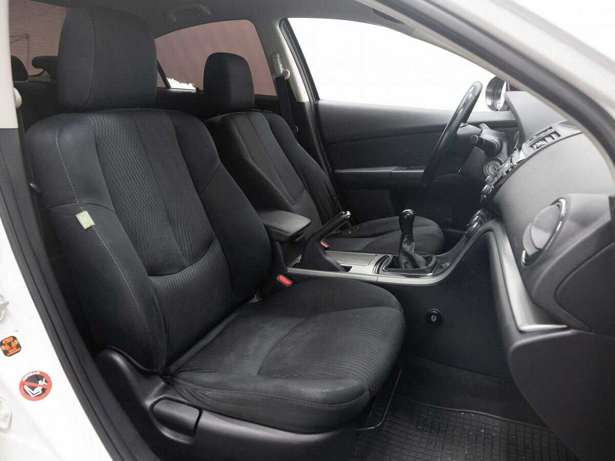 Купить Mazda 6 с пробегом. Фото: #13