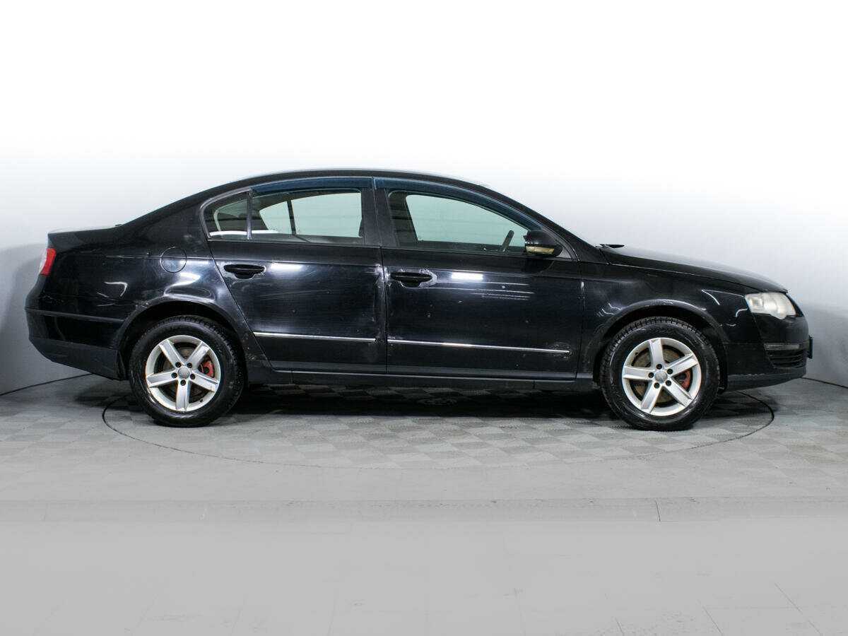 Купить Volkswagen Passat с пробегом. Фото: #3