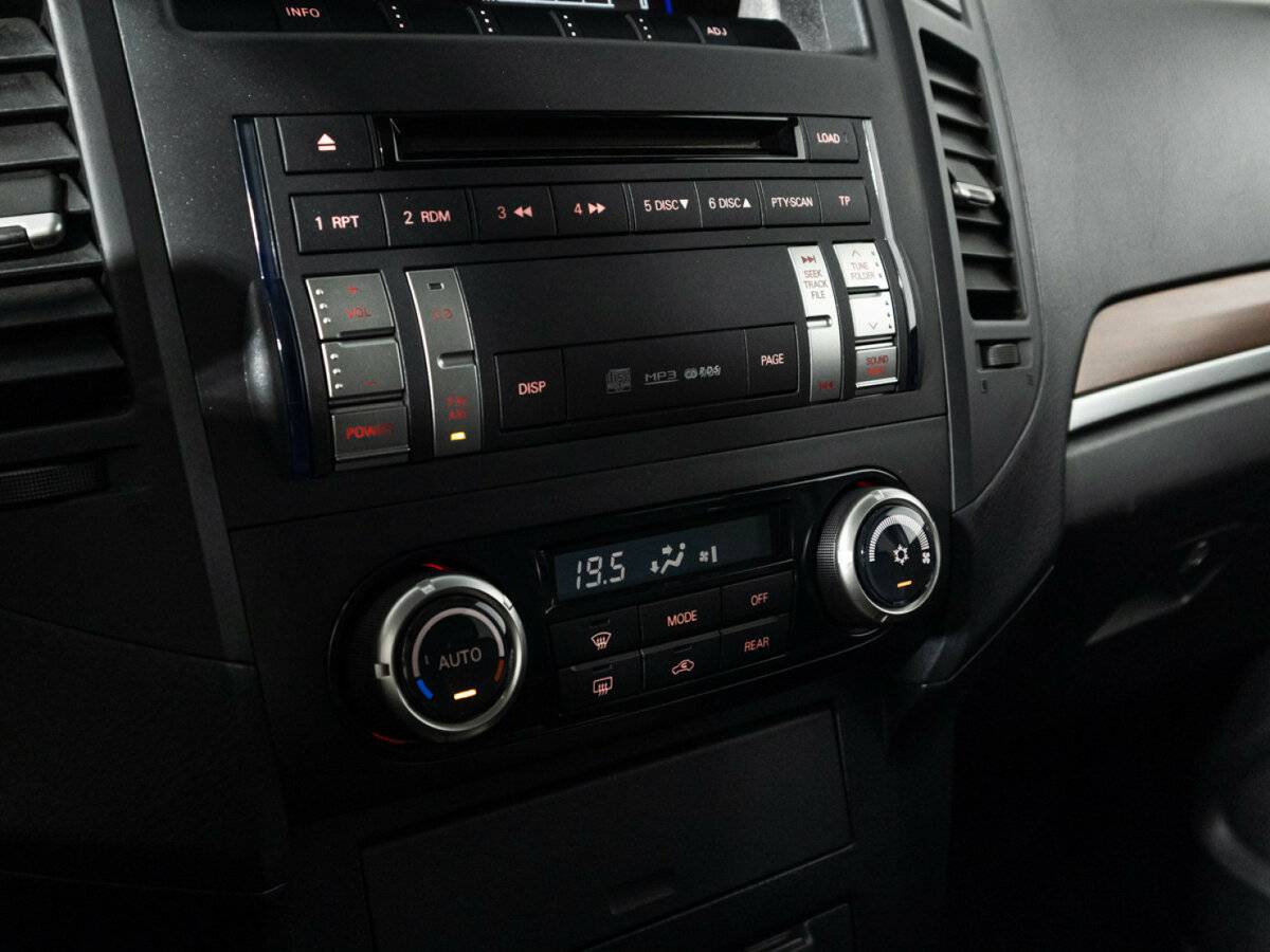 Купить Mitsubishi Pajero с пробегом. Фото: #20