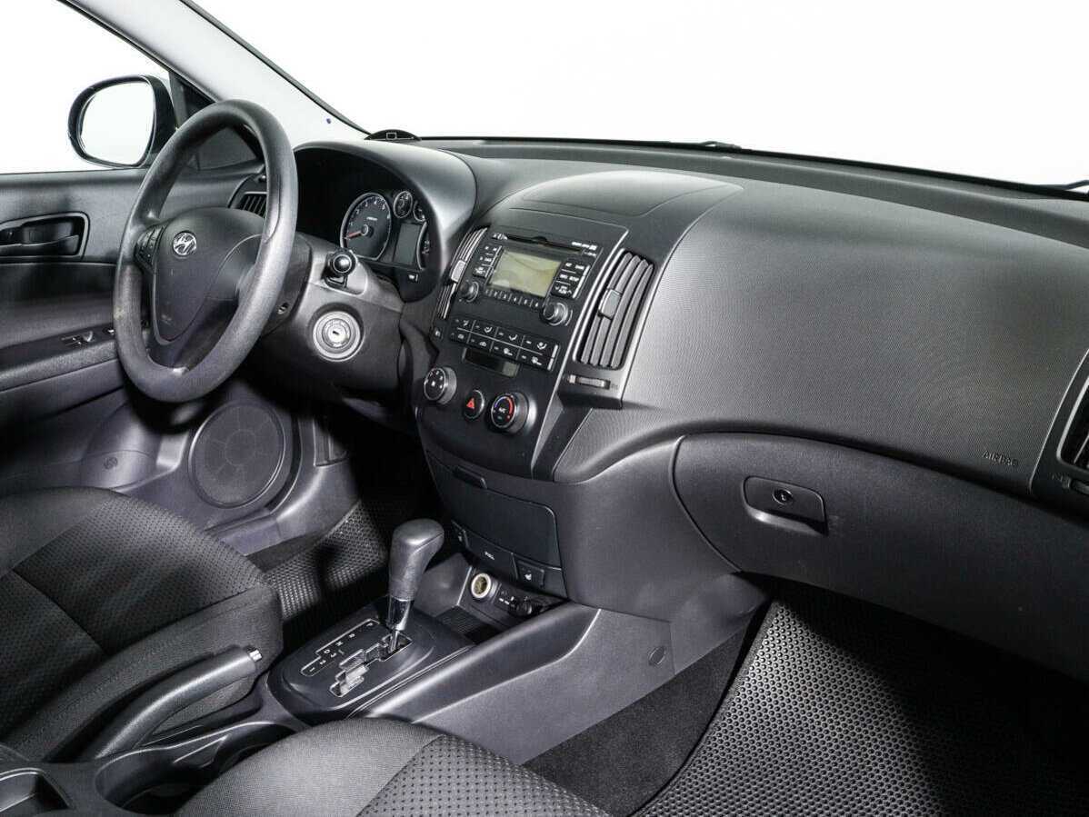 Купить Hyundai i30 с пробегом. Фото: #6