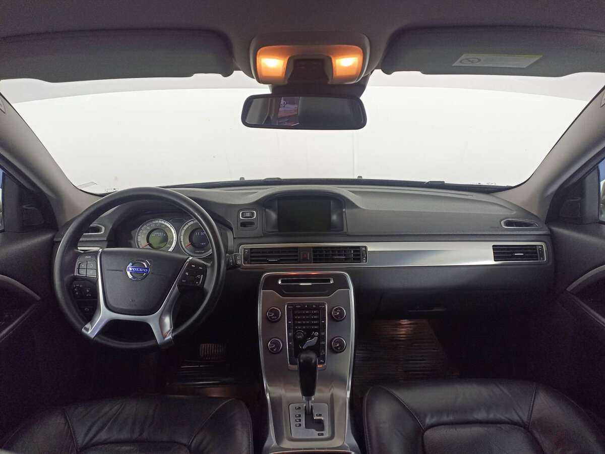Купить Volvo XC70 с пробегом. Фото: #11