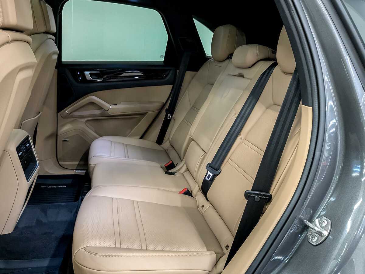 Купить Porsche Cayenne с пробегом. Фото: #11
