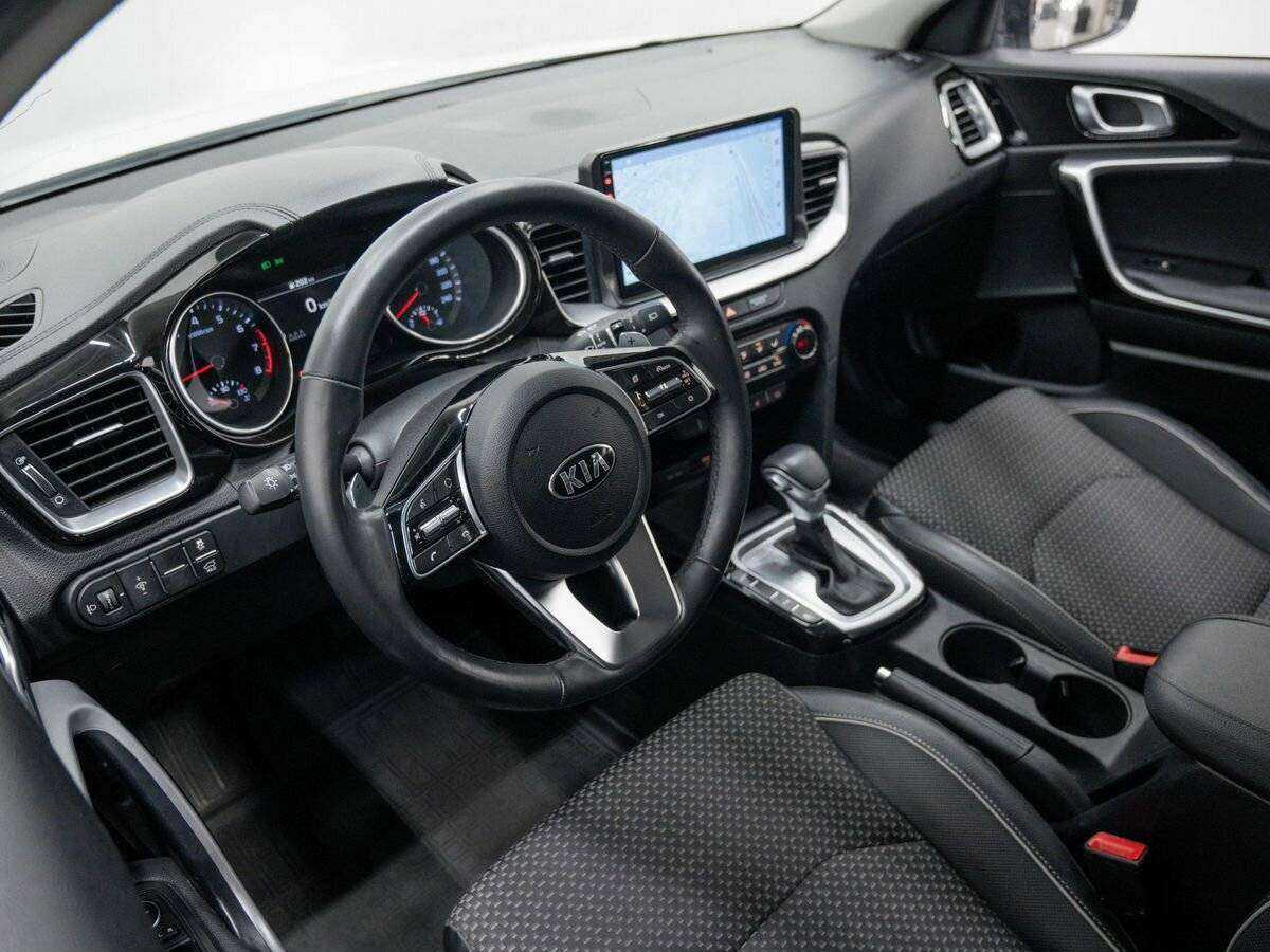 Купить Kia XCeed с пробегом. Фото: #13