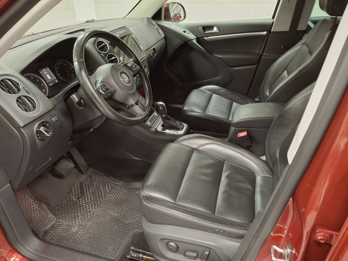 Купить Volkswagen Tiguan с пробегом. Фото: #15
