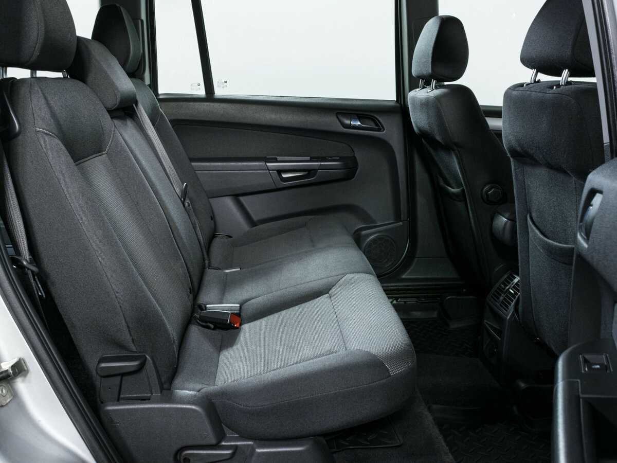 Купить Opel Zafira с пробегом. Фото: #9