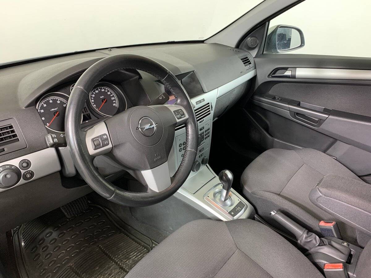 Купить Opel Astra с пробегом. Фото: #10