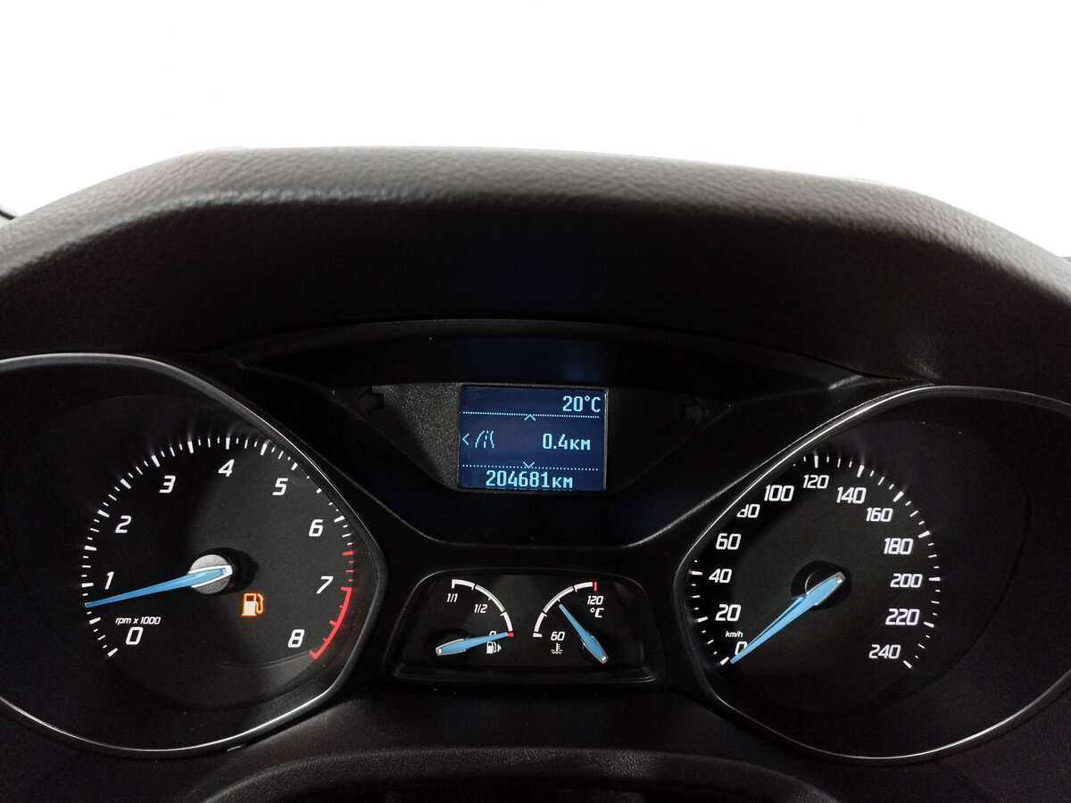 Купить Ford Focus с пробегом. Фото: #9