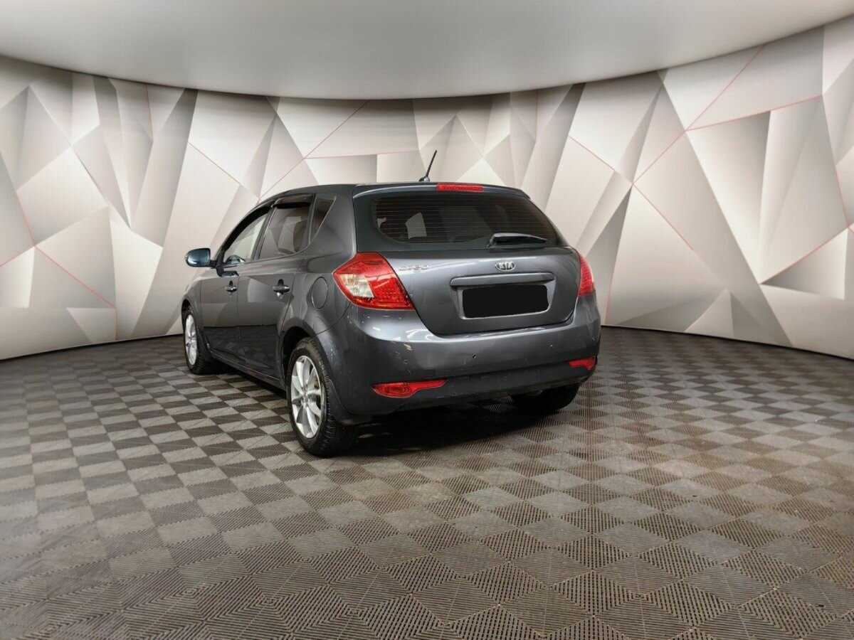 Купить Kia Ceed с пробегом. Фото: #3