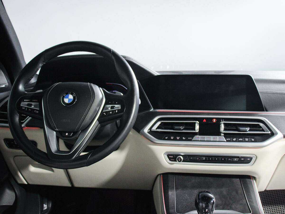 Купить BMW X5 с пробегом. Фото: #8