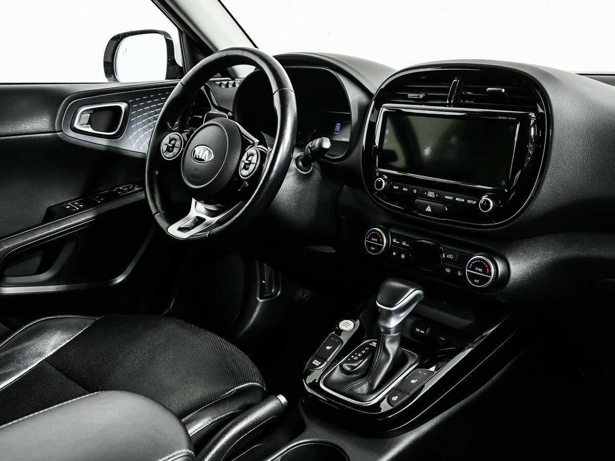 Купить Kia Soul с пробегом. Фото: #8