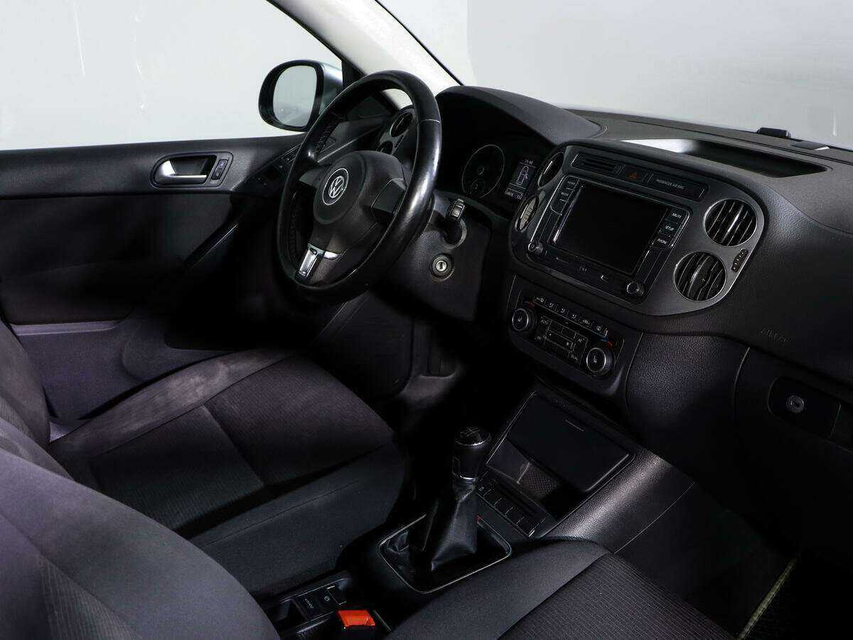 Купить Volkswagen Tiguan с пробегом. Фото: #8