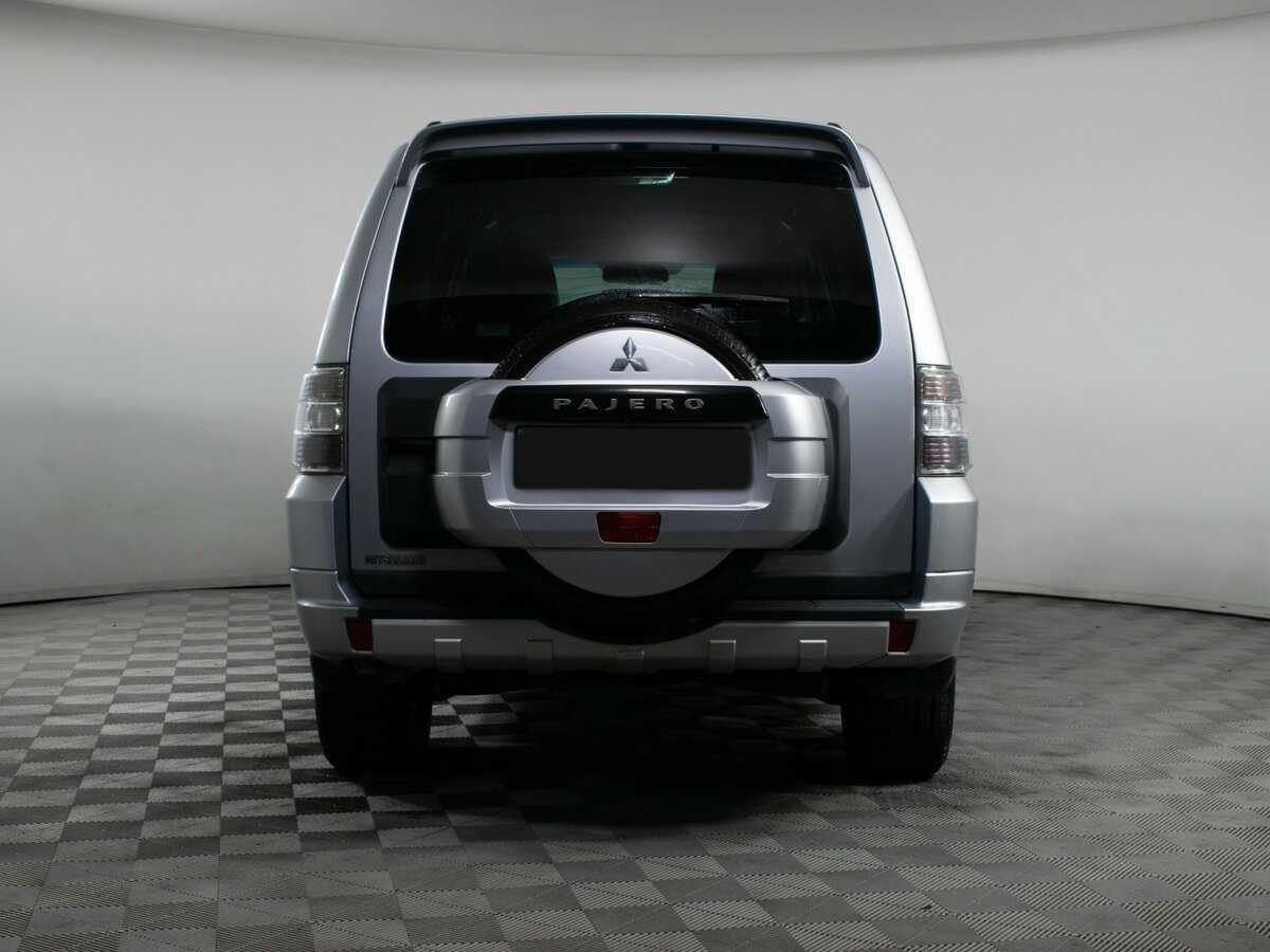 Купить Mitsubishi Pajero с пробегом. Фото: #5