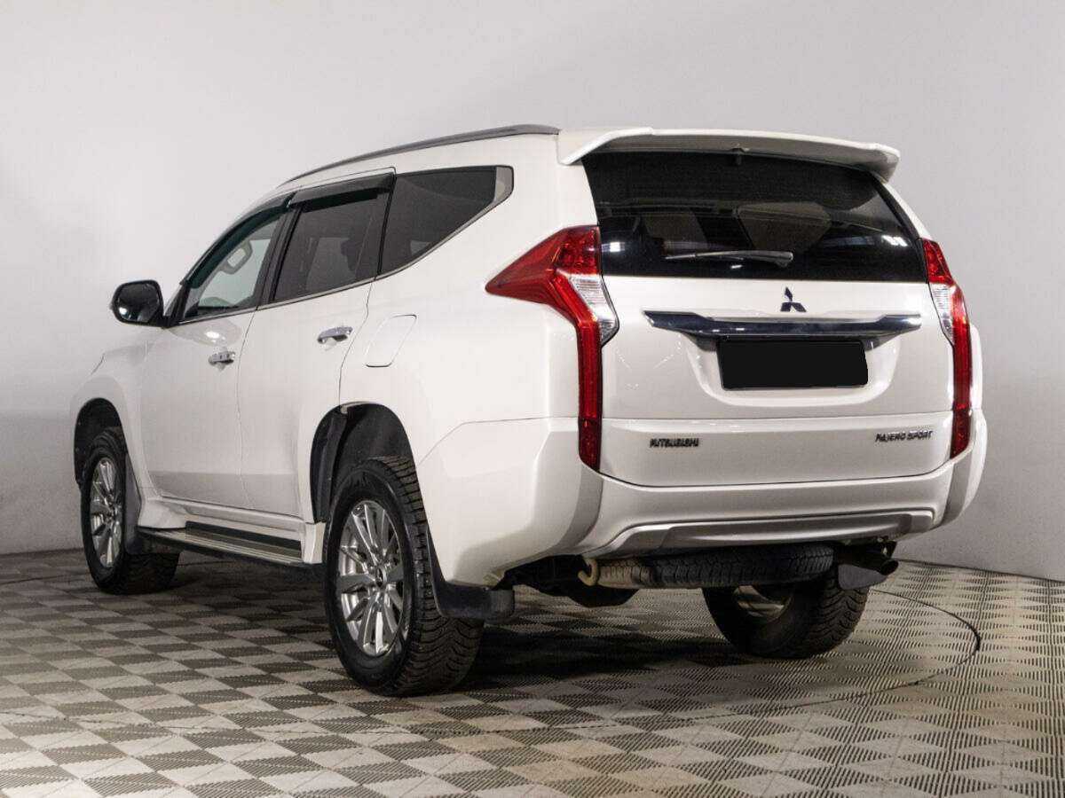 Купить Mitsubishi Pajero Sport с пробегом. Фото: #6