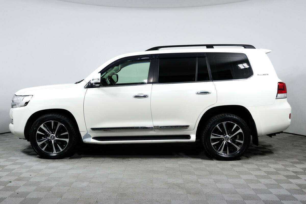 Купить Toyota Land Cruiser с пробегом. Фото: #7