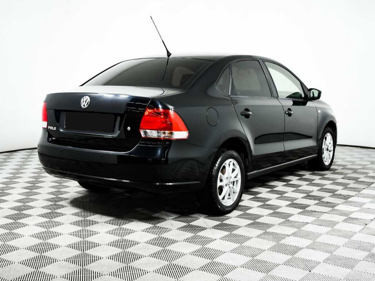 Купить Volkswagen Polo с пробегом. Фото: #4