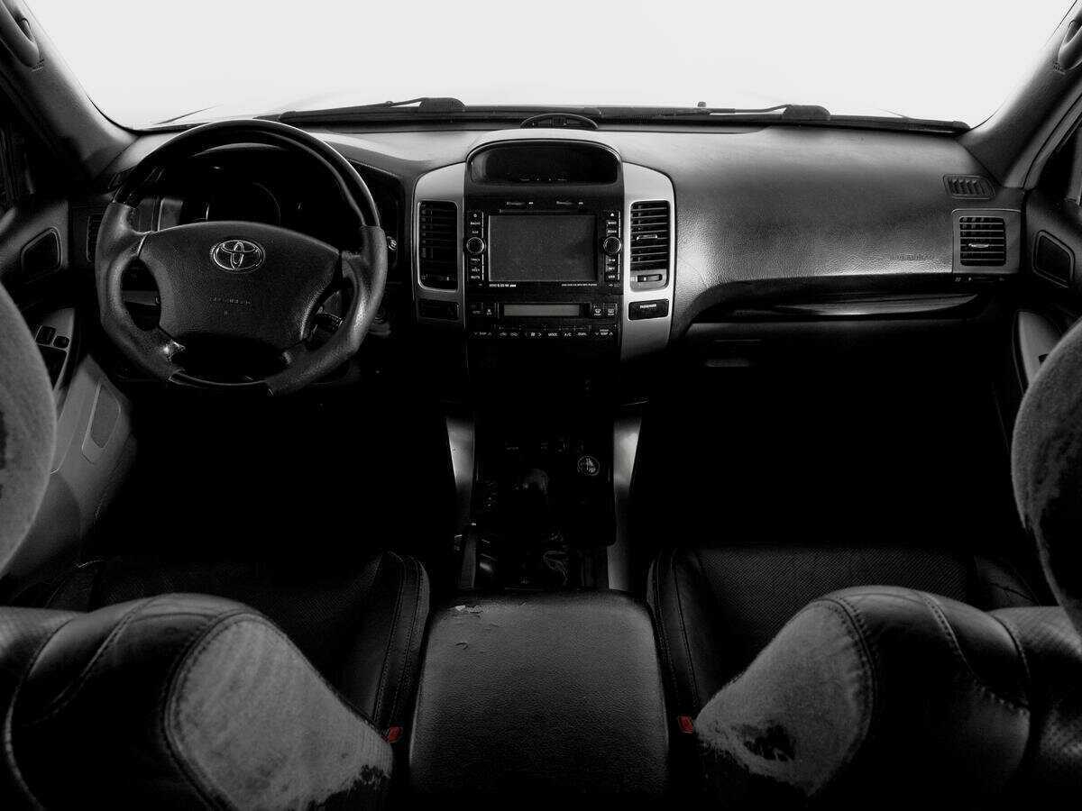 Купить Toyota Land Cruiser Prado с пробегом. Фото: #10