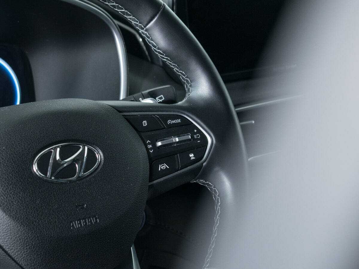 Купить Hyundai Santa Fe с пробегом. Фото: #17