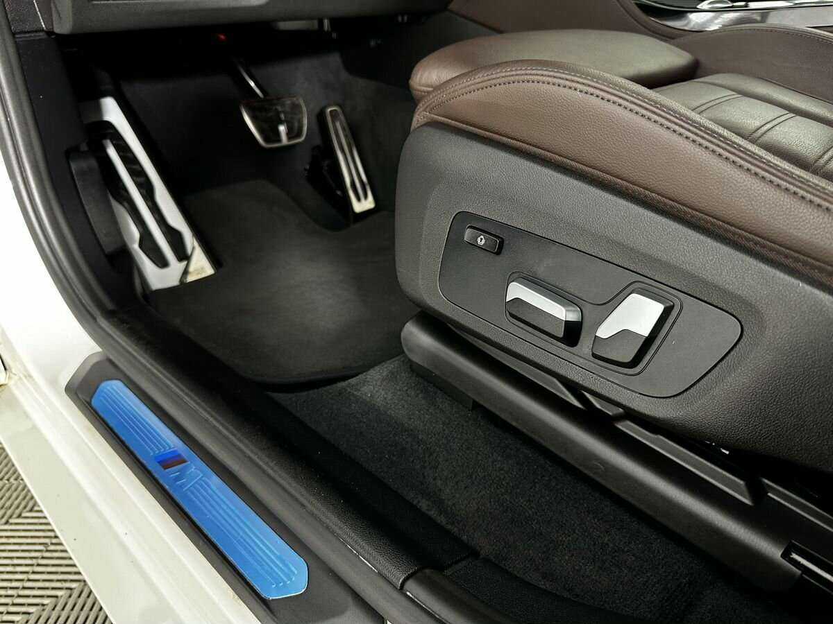 Купить BMW X4 с пробегом. Фото: #10