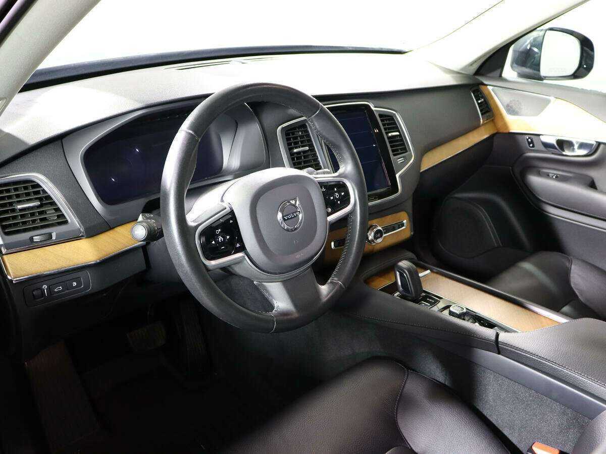 Купить Volvo XC90 с пробегом. Фото: #11