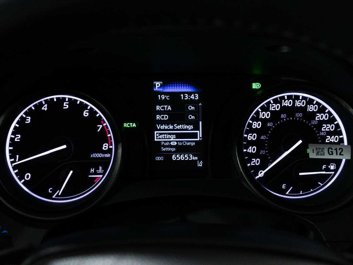 Купить Toyota Camry с пробегом. Фото: #9