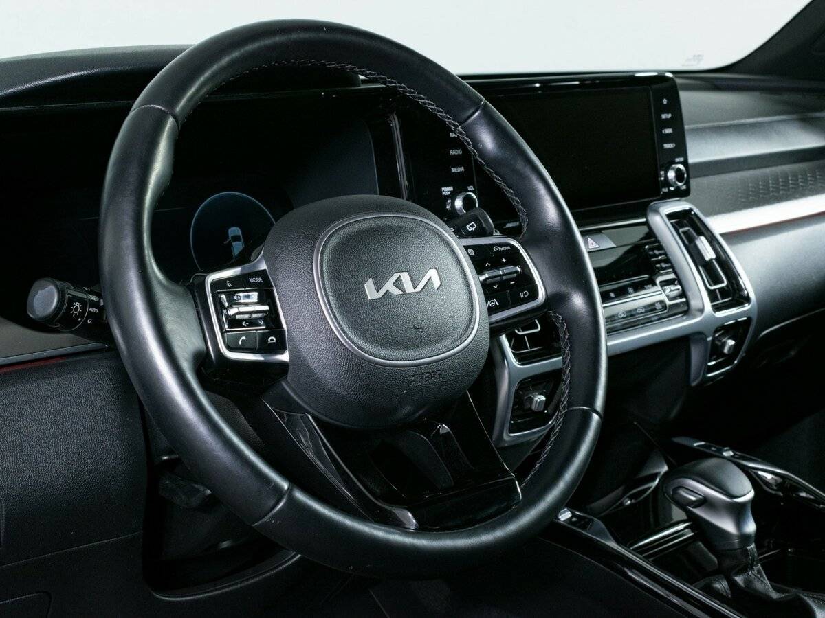 Купить Kia Sorento с пробегом. Фото: #16