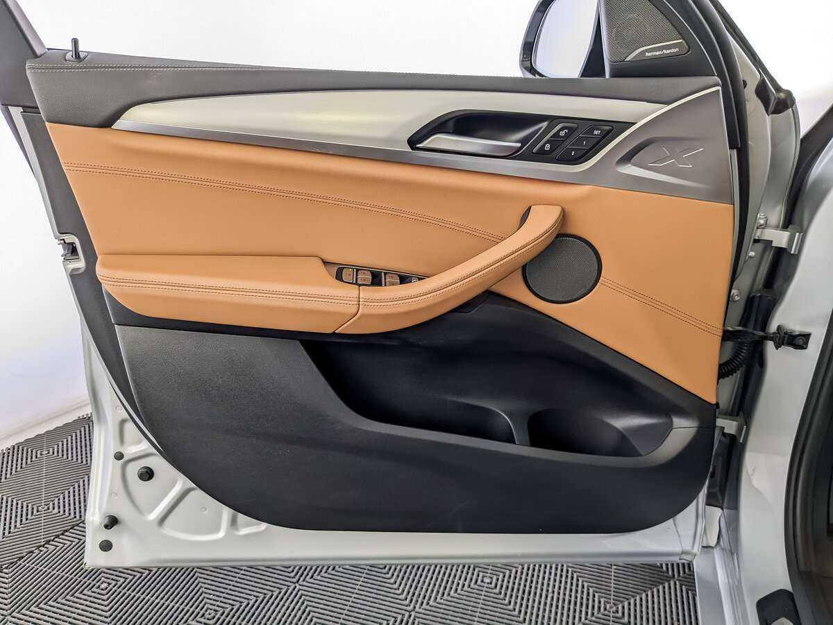 Купить BMW X4 с пробегом. Фото: #14