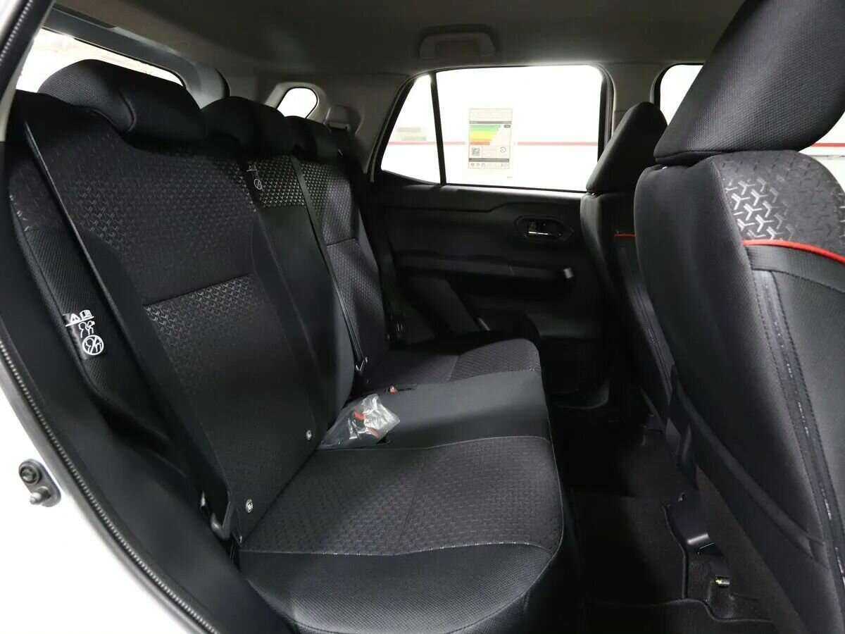 Купить Toyota Raize с пробегом. Фото: #14