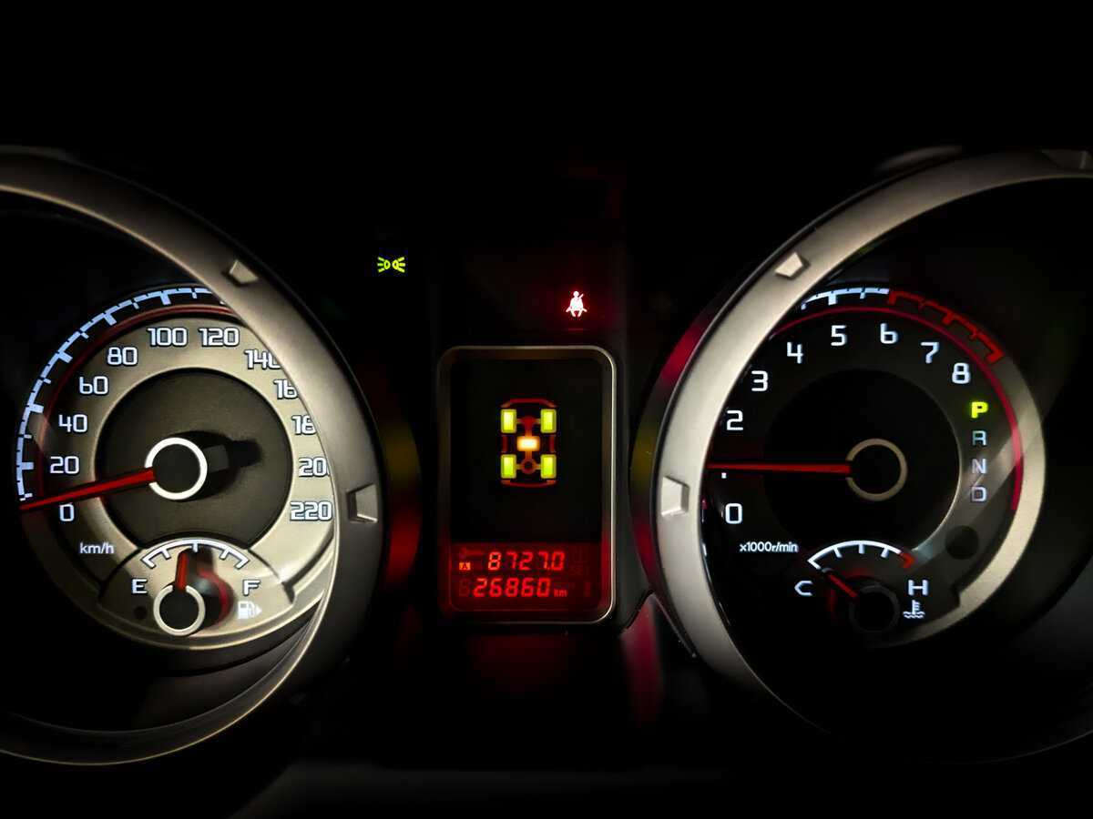 Купить Mitsubishi Pajero с пробегом. Фото: #12