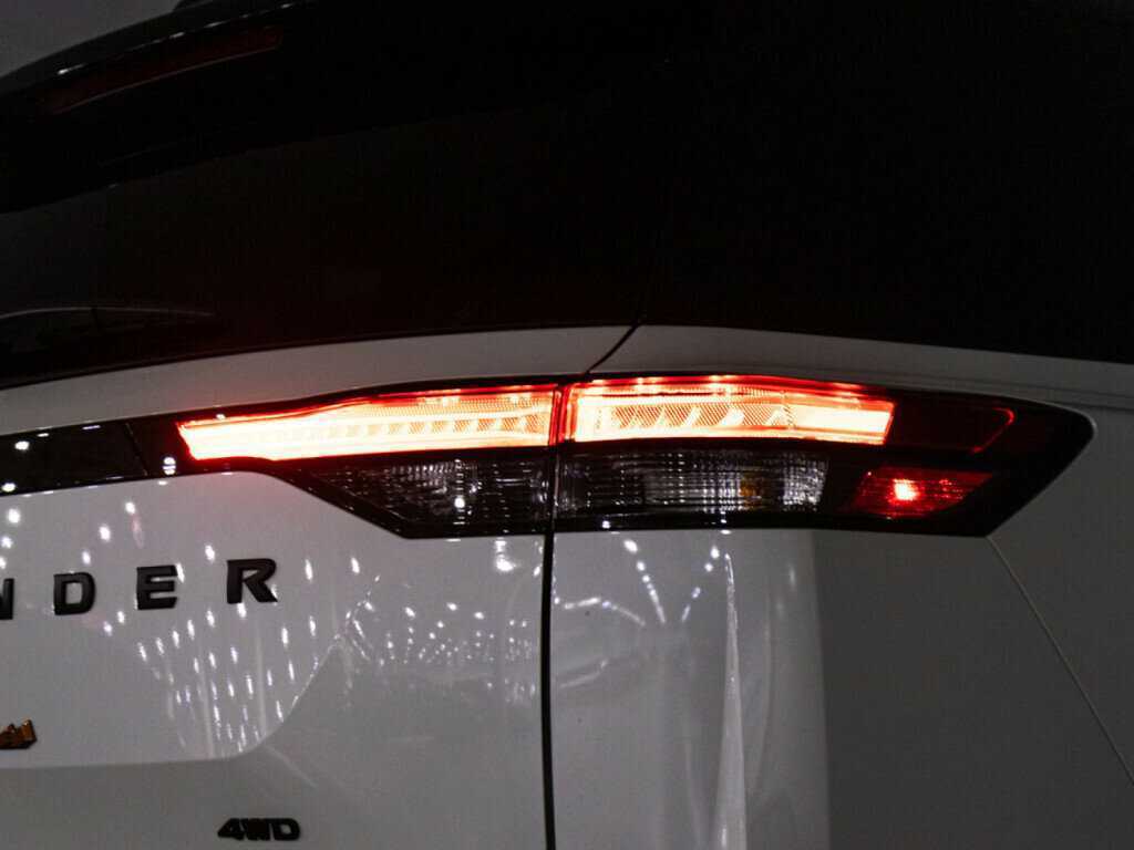 Купить Nissan Pathfinder с пробегом. Фото: #22