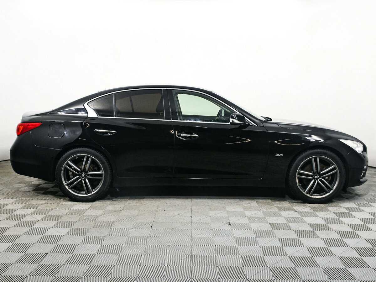 Купить Infiniti Q50 с пробегом. Фото: #3