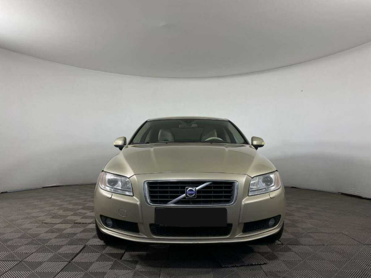 Купить Volvo S80 с пробегом. Фото: #1
