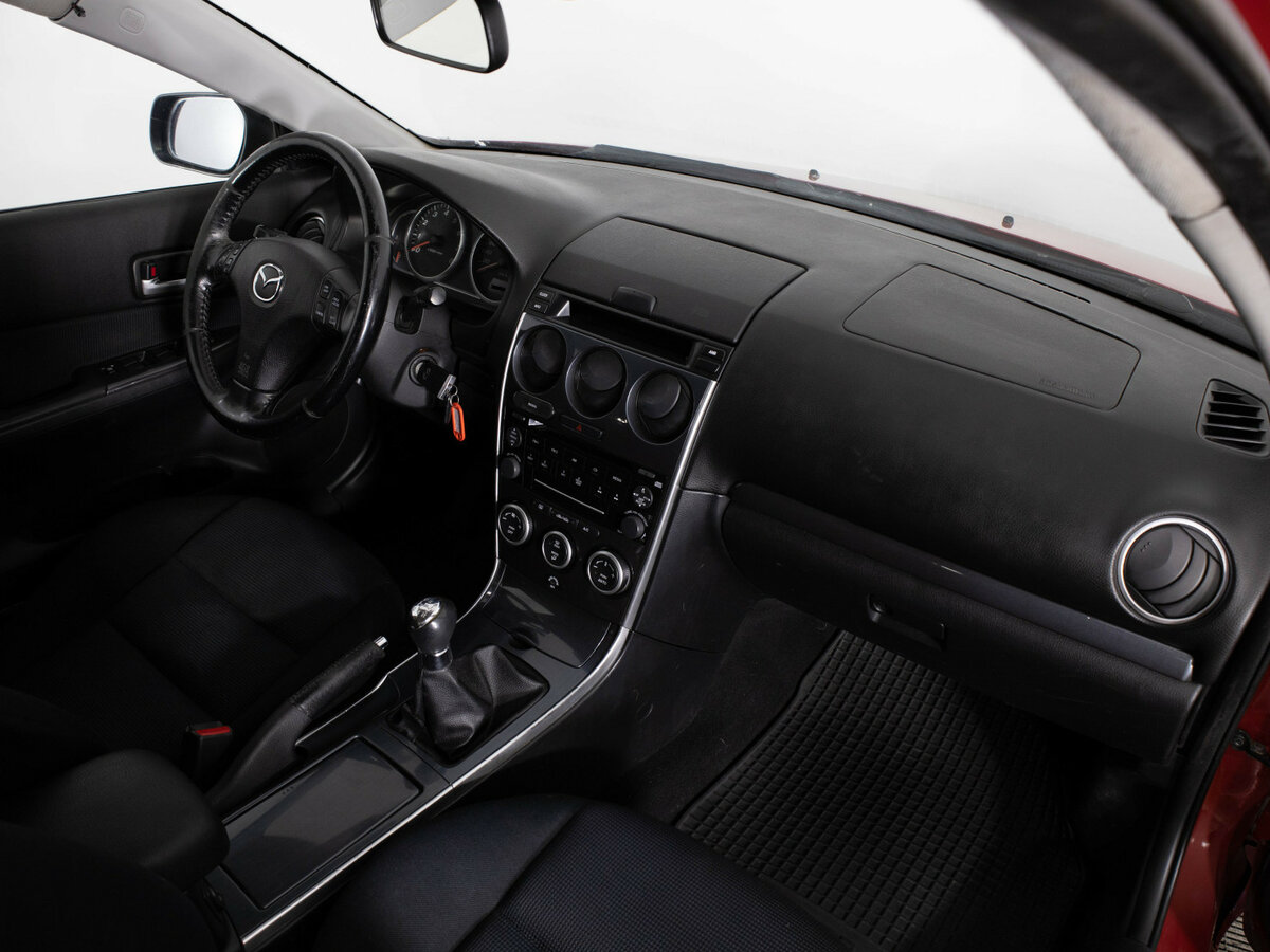 Купить Mazda 6 с пробегом. Фото: #7