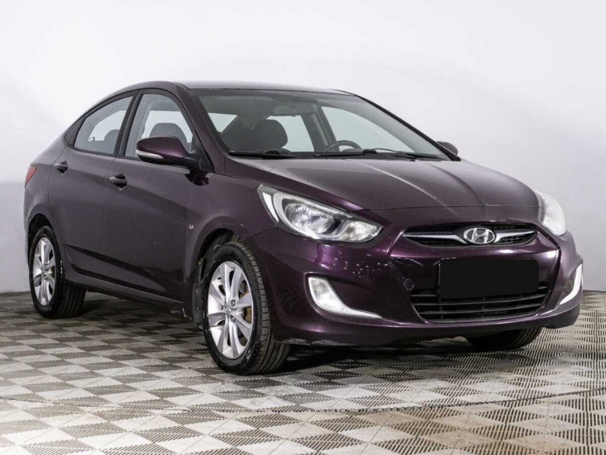 Купить Hyundai Solaris с пробегом. Фото: #2