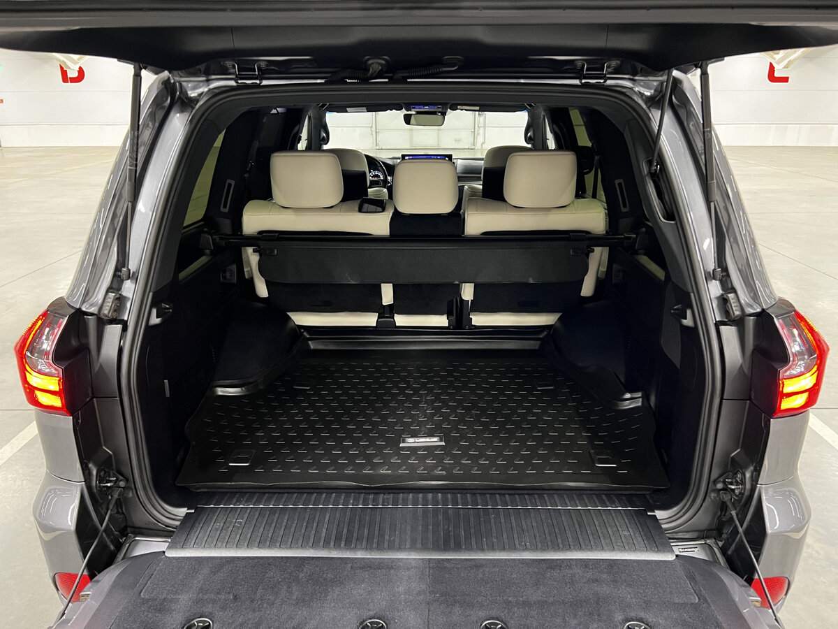 Купить Lexus LX с пробегом. Фото: #9