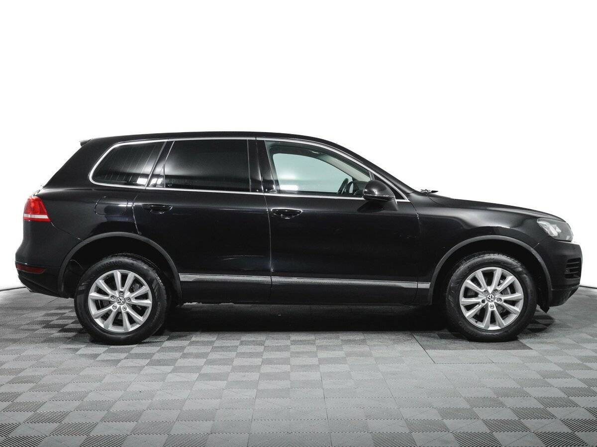 Купить Volkswagen Touareg с пробегом. Фото: #3