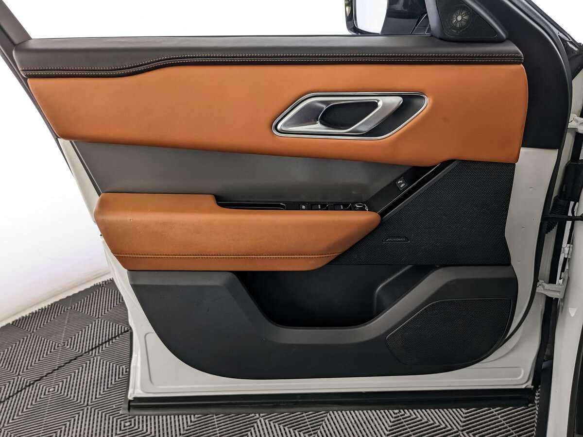 Купить Land Rover Range Rover Velar с пробегом. Фото: #15