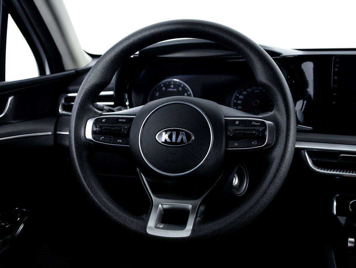 Купить Kia K5 с пробегом. Фото: #11