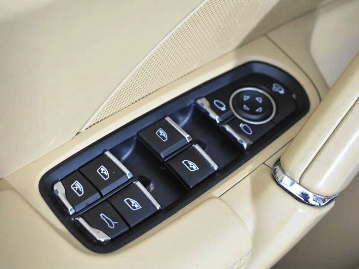 Купить Porsche Cayenne с пробегом. Фото: #8