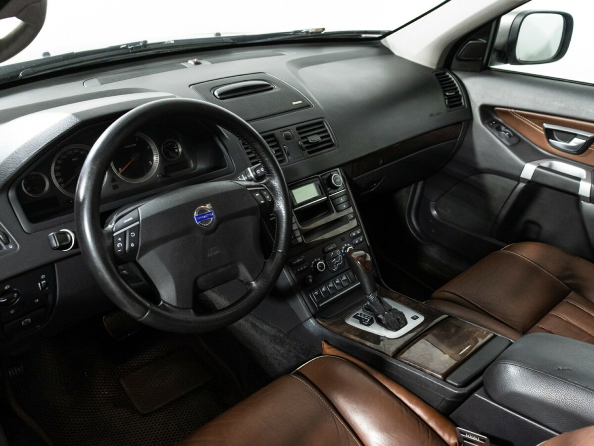 Купить Volvo XC90 с пробегом. Фото: #8