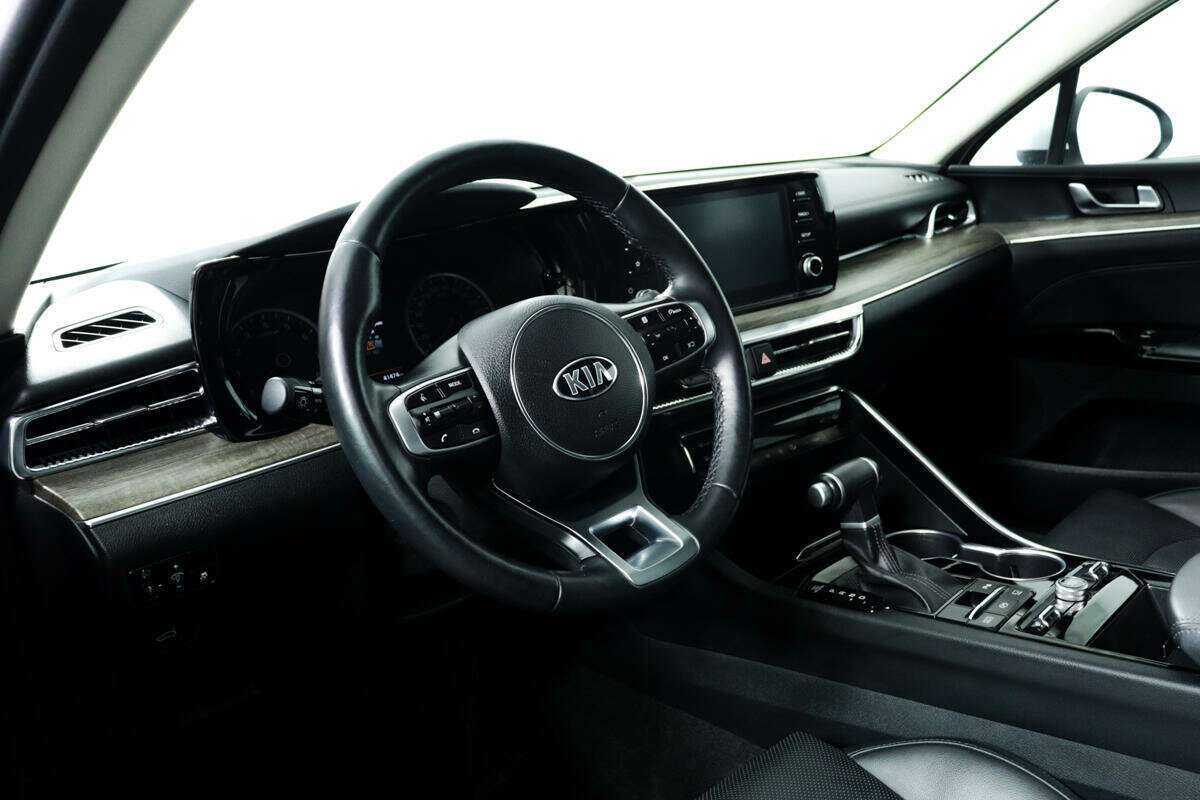 Купить Kia K5 с пробегом. Фото: #12