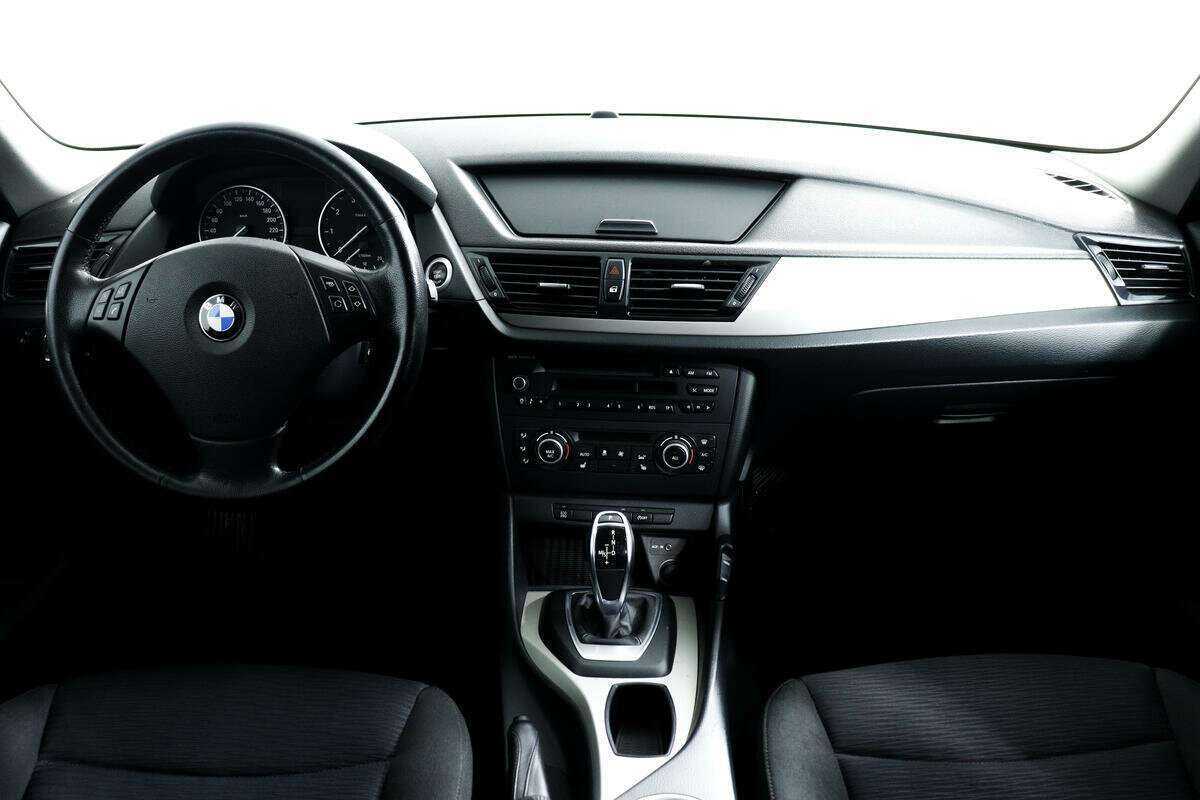 Купить BMW X1 с пробегом. Фото: #10