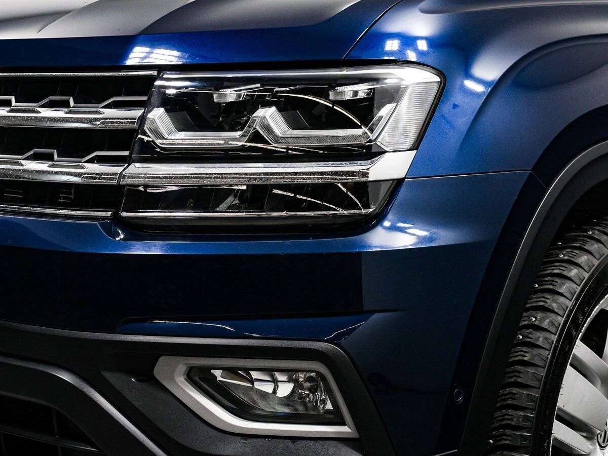 Купить Volkswagen Teramont с пробегом. Фото: #12