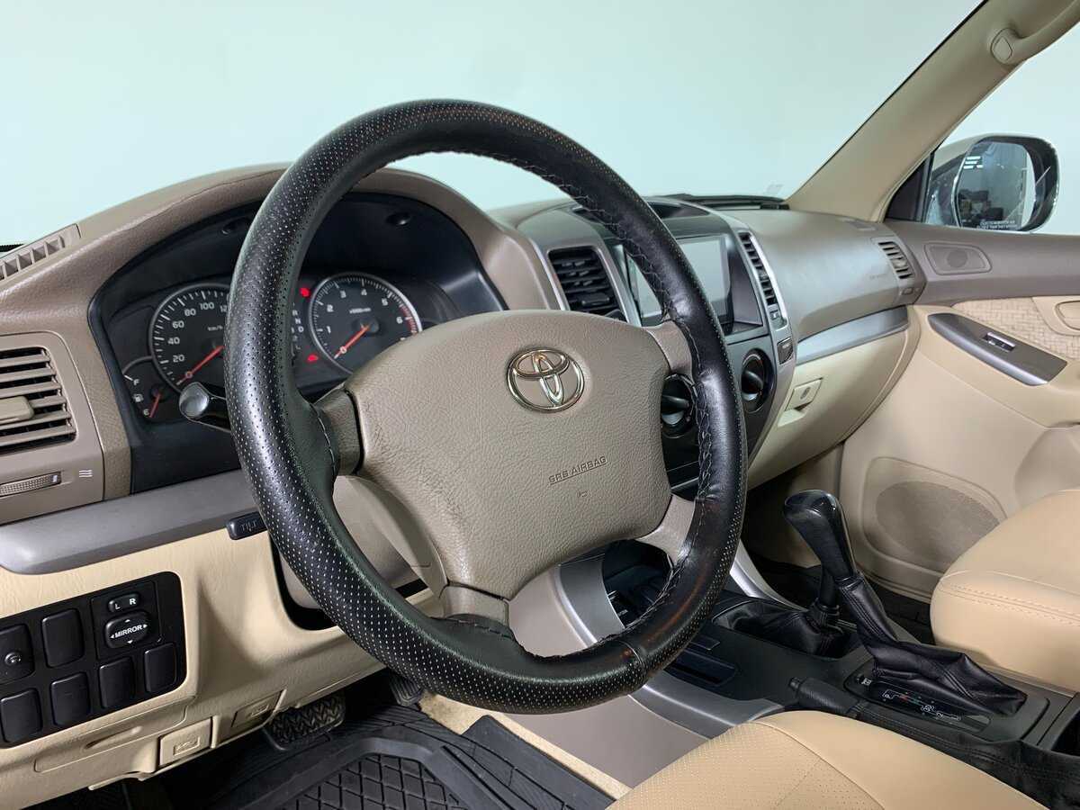 Купить Toyota Land Cruiser Prado с пробегом. Фото: #11