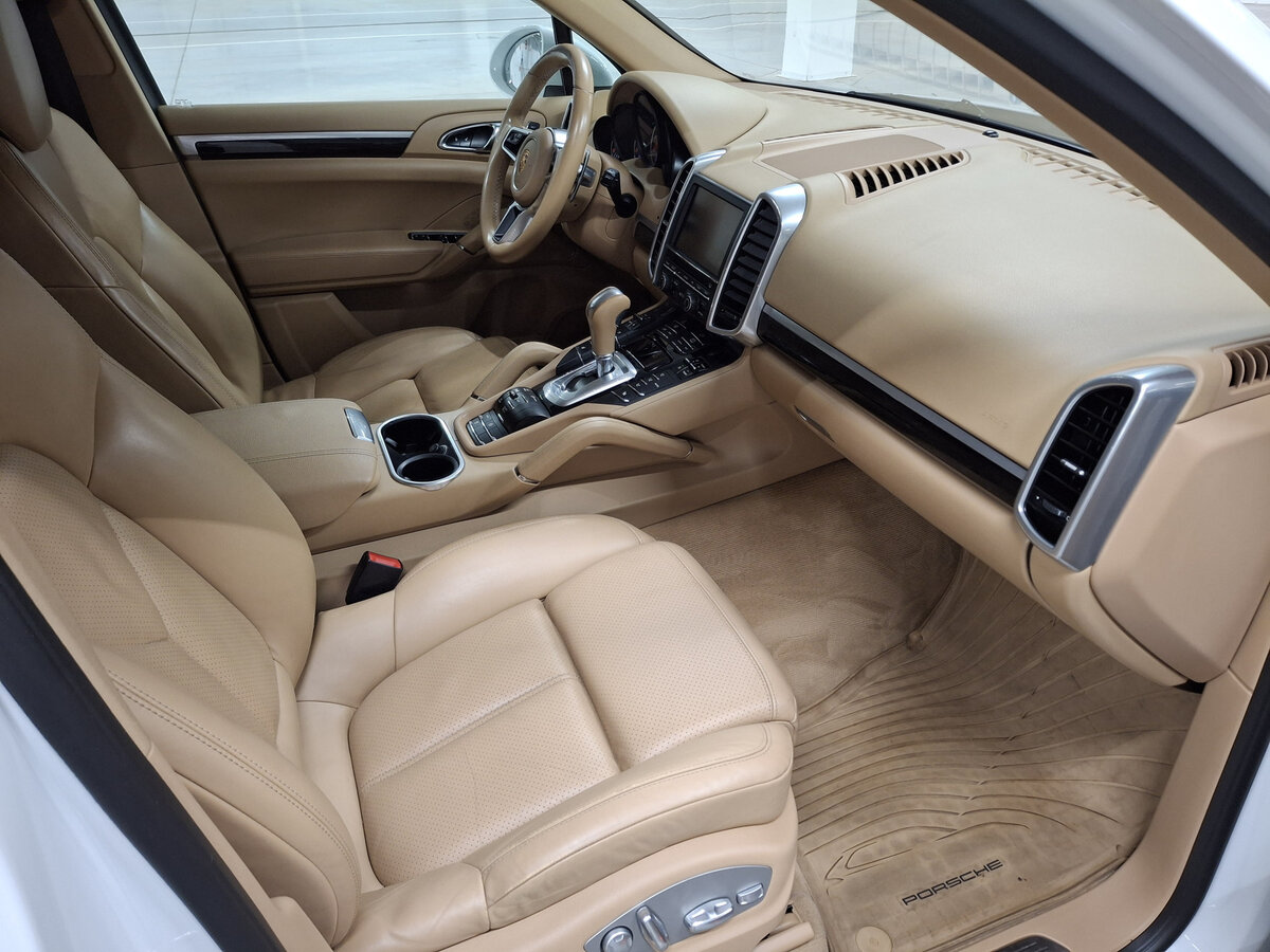 Купить Porsche Cayenne с пробегом. Фото: #10